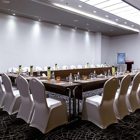Radisson Hotel & Apartments Dammam Industrial City エクステリア 写真