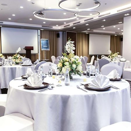 Radisson Hotel & Apartments Dammam Industrial City エクステリア 写真