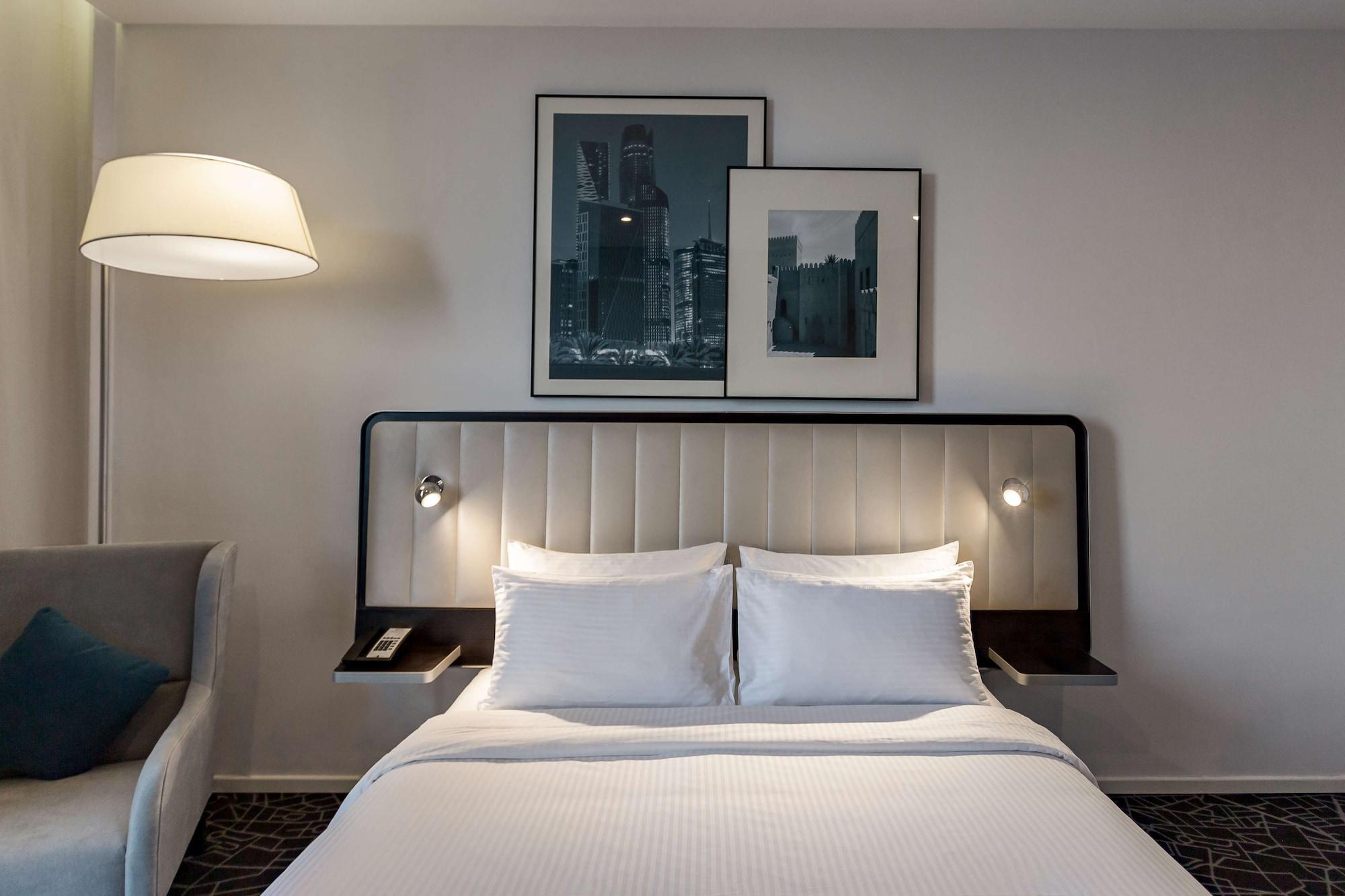 Radisson Hotel & Apartments Dammam Industrial City エクステリア 写真