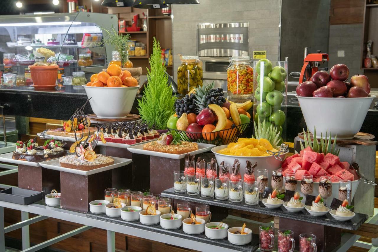 Radisson Hotel & Apartments Dammam Industrial City エクステリア 写真