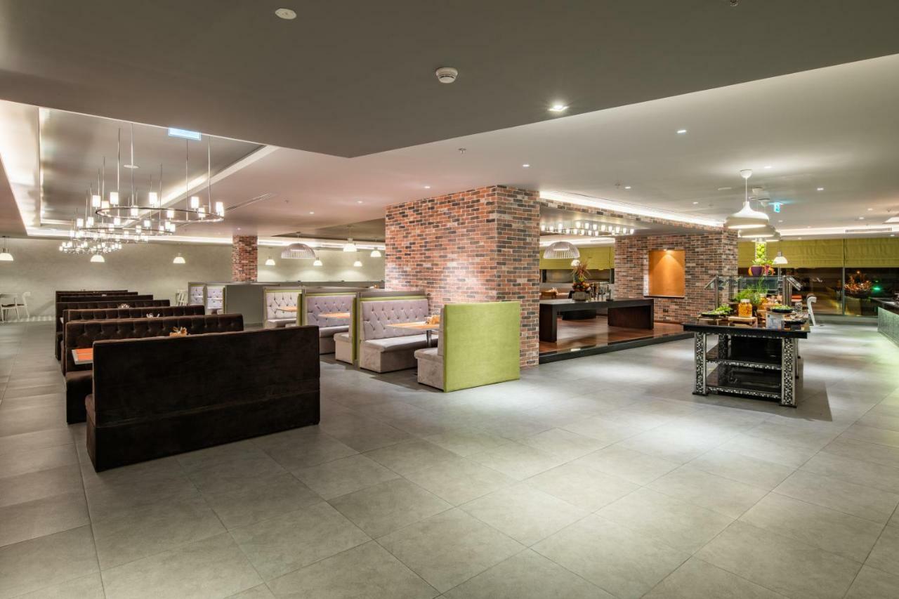 Radisson Hotel & Apartments Dammam Industrial City エクステリア 写真