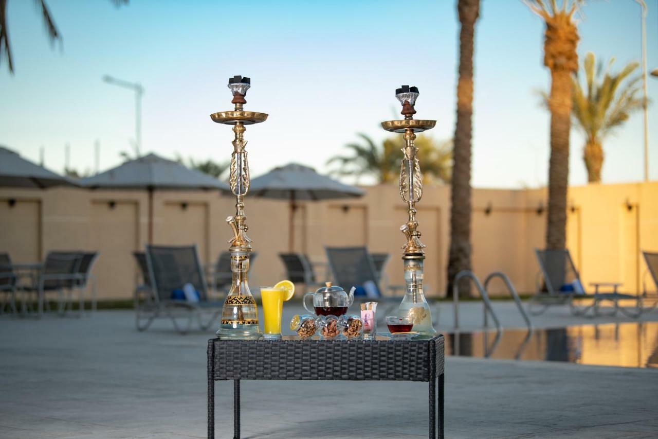 Radisson Hotel & Apartments Dammam Industrial City エクステリア 写真